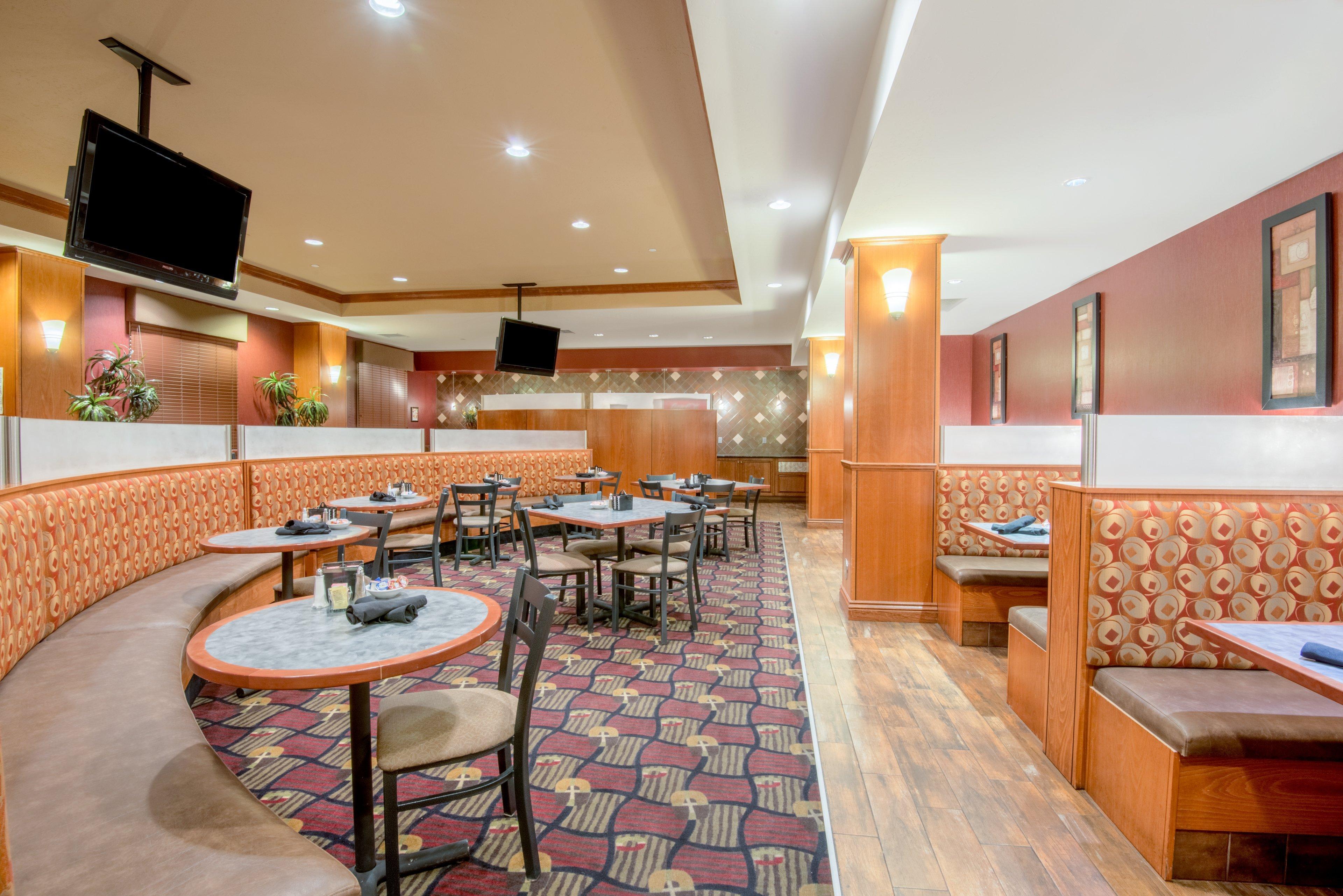 Holiday Inn Hotel & Suites Grand Junction-Airport By Ihg Buitenkant foto