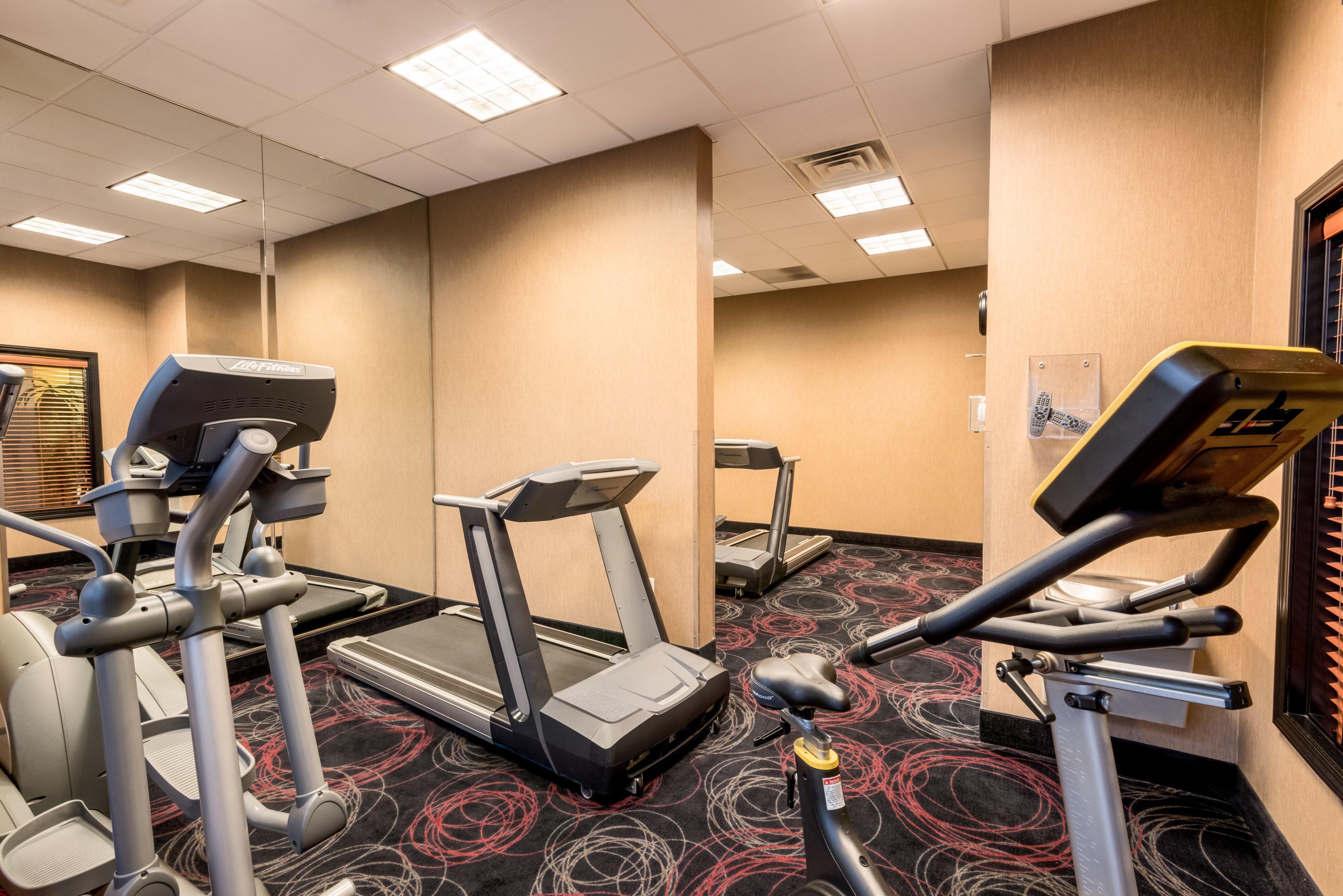 Holiday Inn Hotel & Suites Grand Junction-Airport By Ihg Buitenkant foto