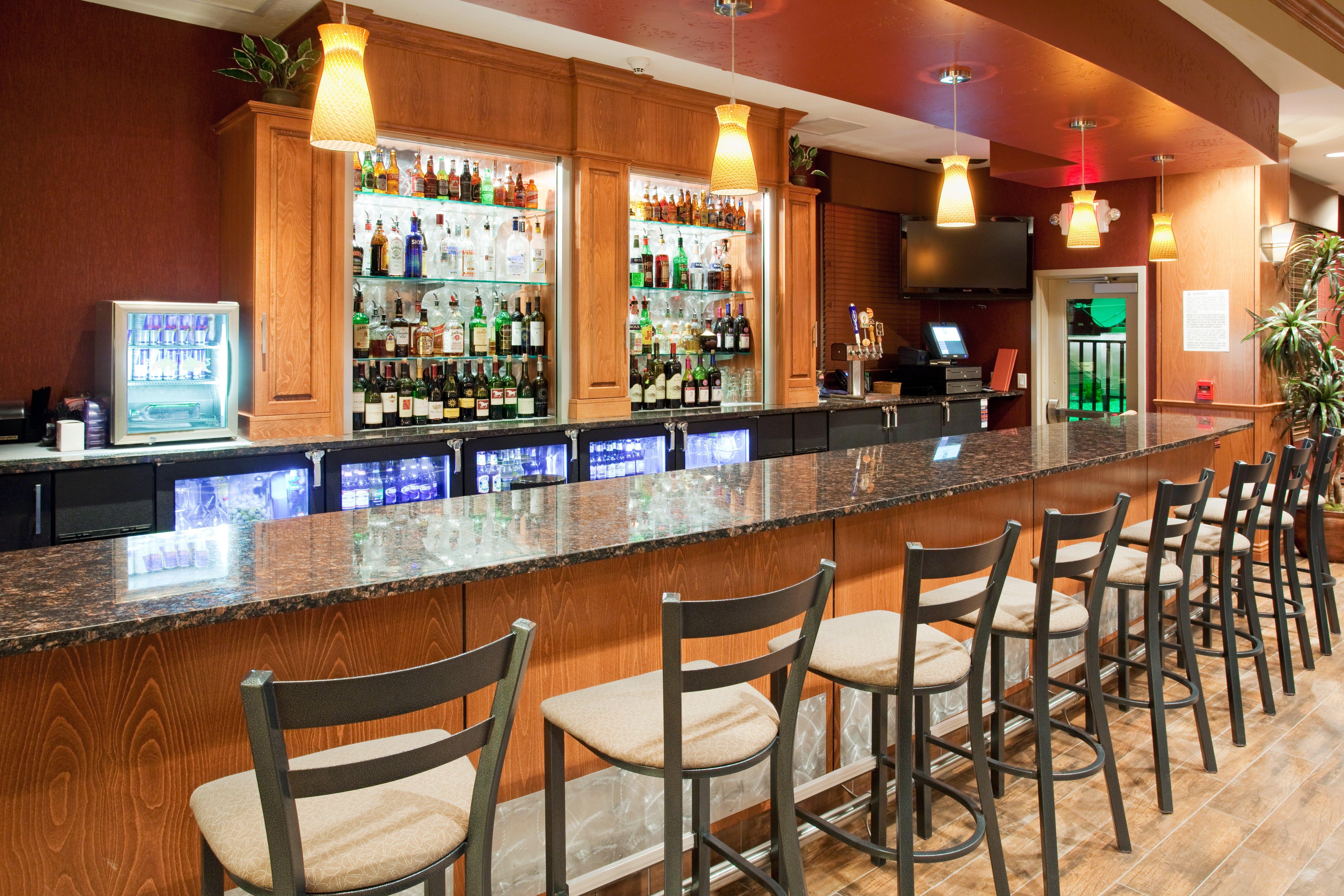 Holiday Inn Hotel & Suites Grand Junction-Airport By Ihg Buitenkant foto