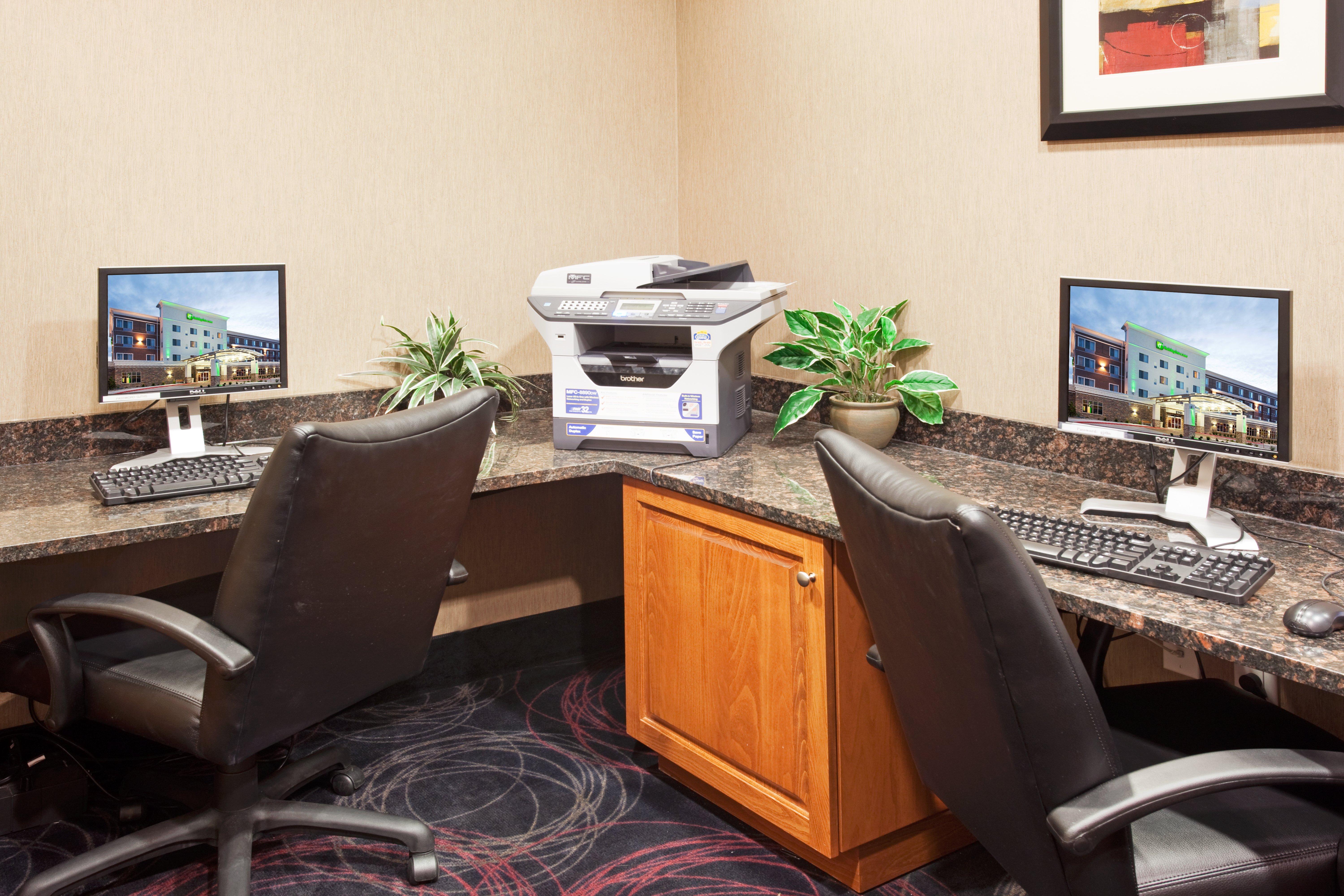 Holiday Inn Hotel & Suites Grand Junction-Airport By Ihg Buitenkant foto