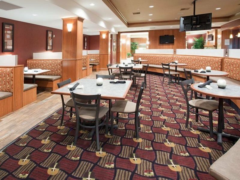 Holiday Inn Hotel & Suites Grand Junction-Airport By Ihg Buitenkant foto